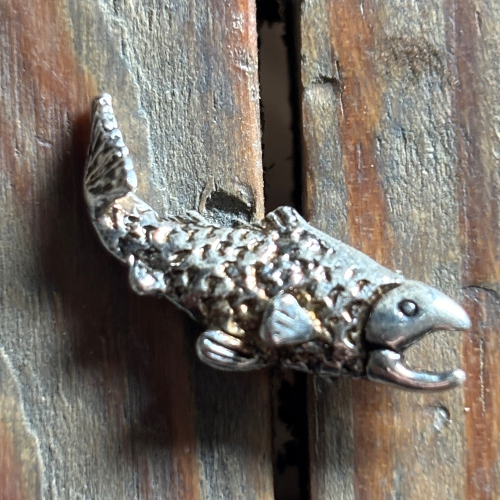 Sterling Silver Ornate Fish Brooch Jewelry